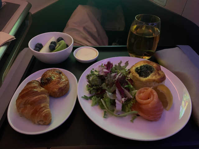 Cathay Pacific Business Class Amsterdam Hong Kong ontbijt