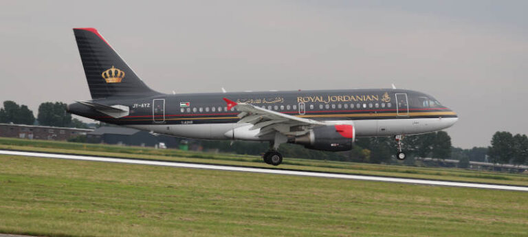 Royal Jordanian Airbus A319 100 JY-AYZ