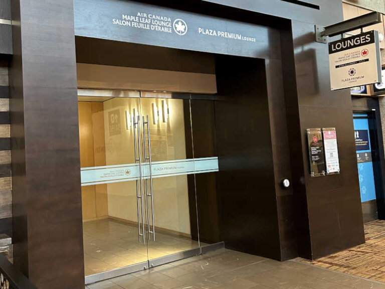 KLM business class Edmonton Amsterdam boeing 777 Premium Plaza Lounge