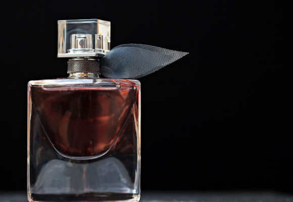parfum in het vliegtuig
